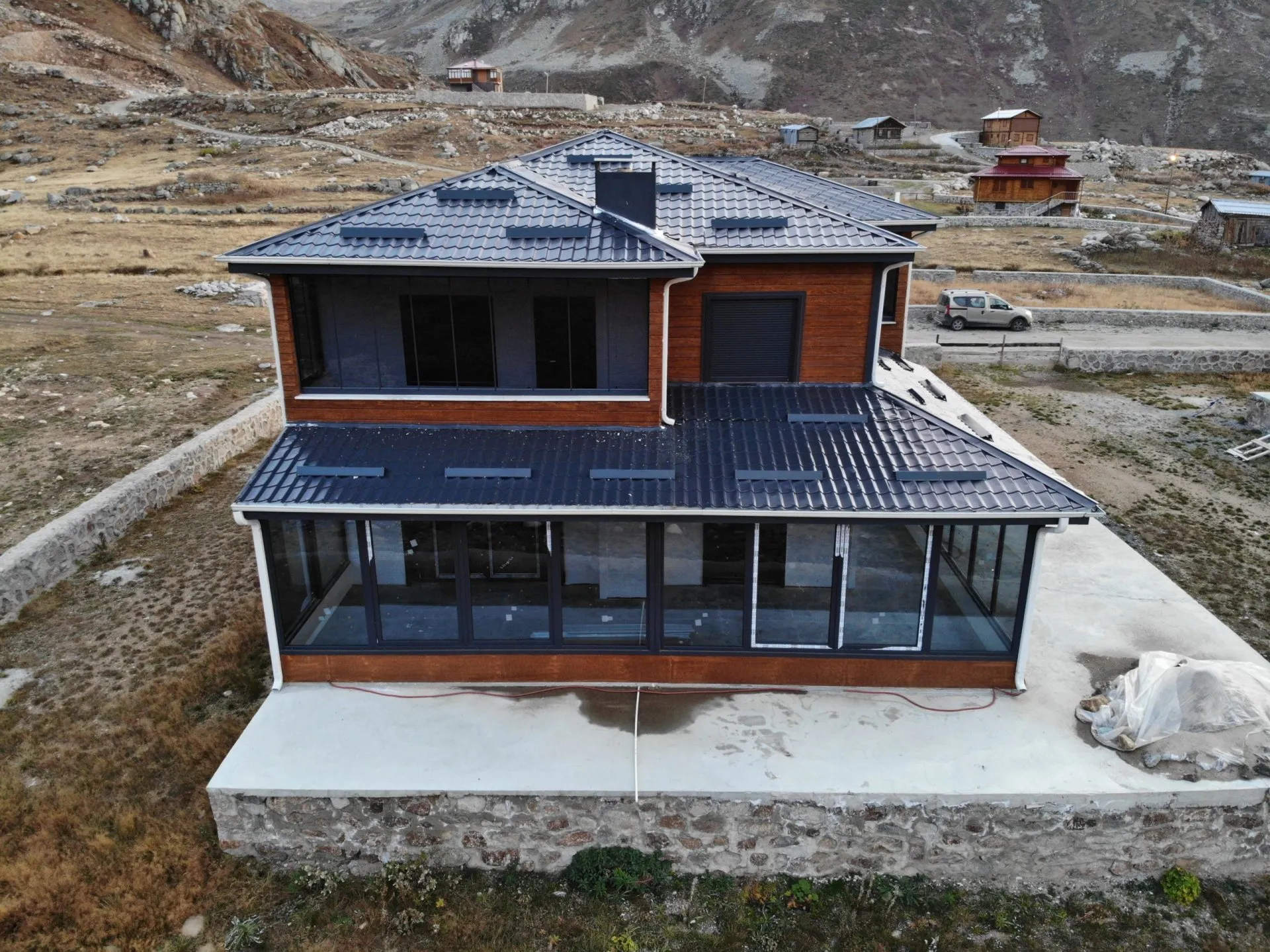 261 M2 İKİZ HAFİF ÇELİK KONUTLAR-ARTVİN