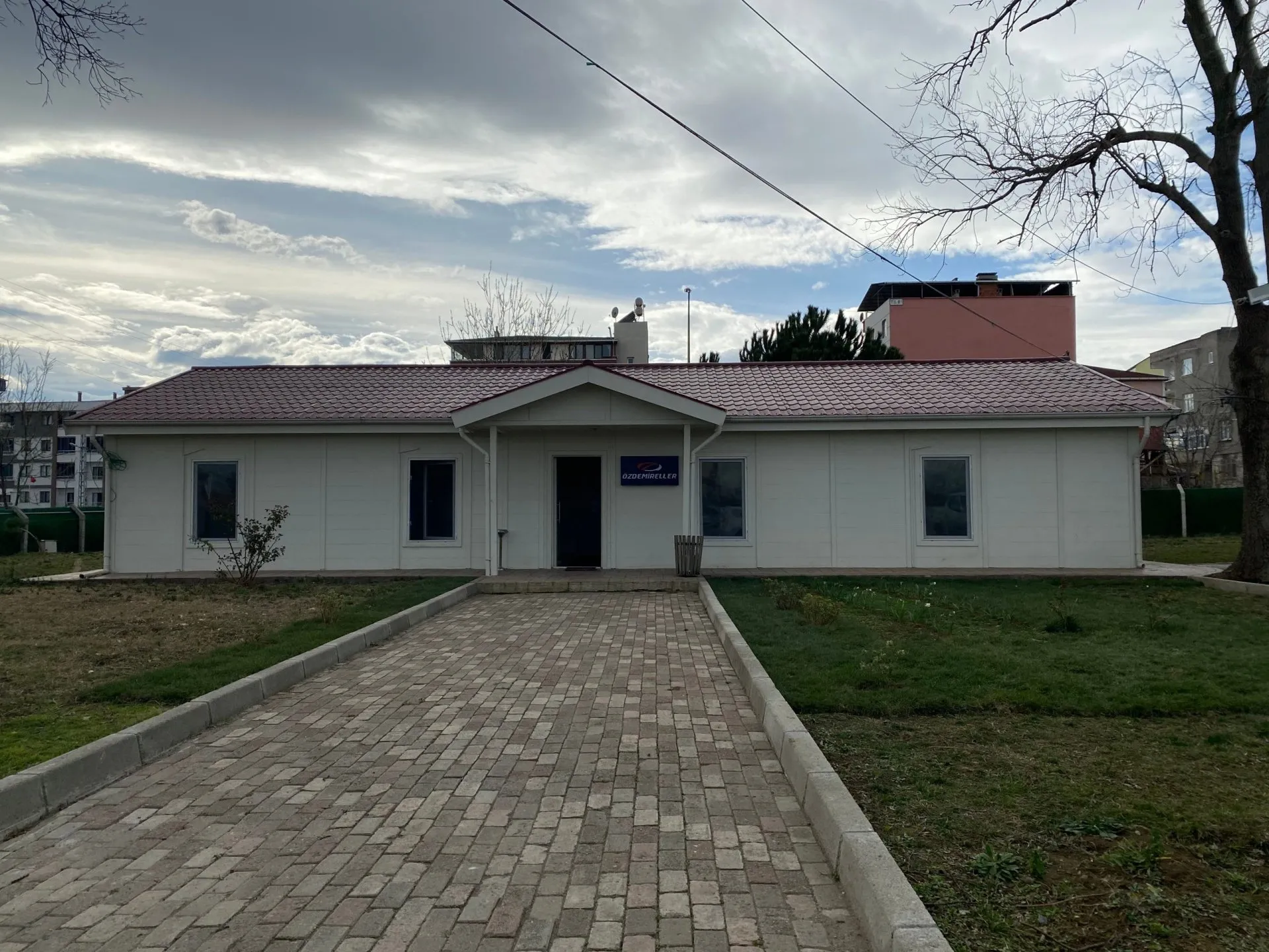 ÖZDEMİRELLER OFİS BİNASI-SAMSUN